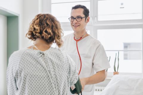 Pflege im Krankenhaus St. Joseph-Stift, Patientenversorgung