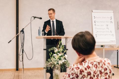 Rede von Viktor Helmers, neuer Geschäftsführer am St. Joseph-Stift, in der Feierstunde.