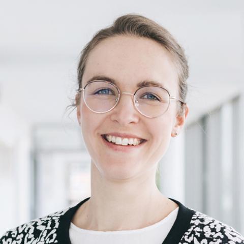 Portrait Stefanie Finke, Personalgewinnung