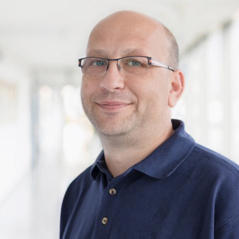 Portrait Jan Bieganski, Leiter Sozialdienst am Krankenhaus St. Joseph-Stift.