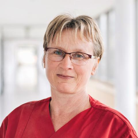 Portrait Ramona Wegehenkel, Geburtshilfe und Stillberaterin
