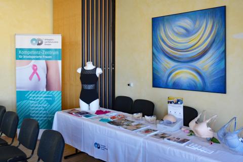 Patiententag Brustkrebs 2023: Eindrücke der Veranstaltung, Stand der Orthopädie- und Rehatechnik..