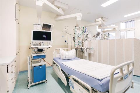 Patientenbett auf der ITS
