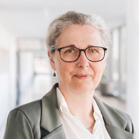 Portrait Dr. med. Astrid Hentschel