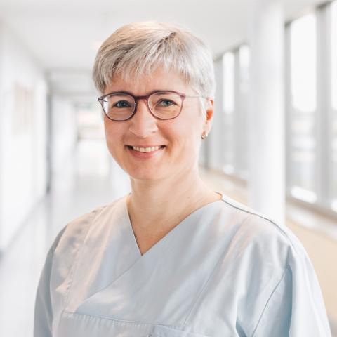 Portrait Astrid Oehme, Brustschwester, 2025
