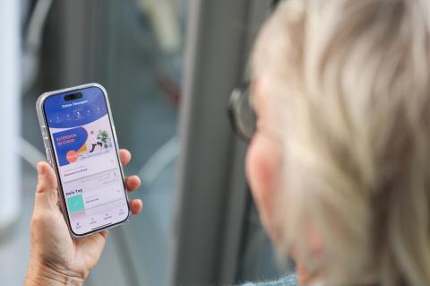 ActiveTEP-App auf dem Screen des Smartphones im Fokus