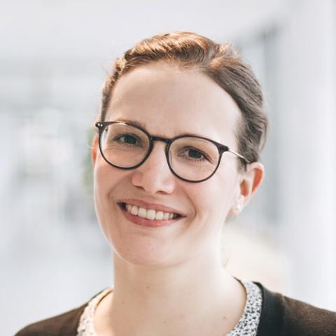 Portrait Christin Viehweger, Station W1, Teamleitung